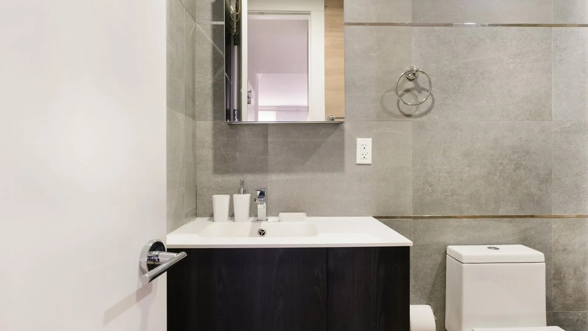 דירה ניו יורק 1597-7 Luxury Upper East Studio W&D In Unit