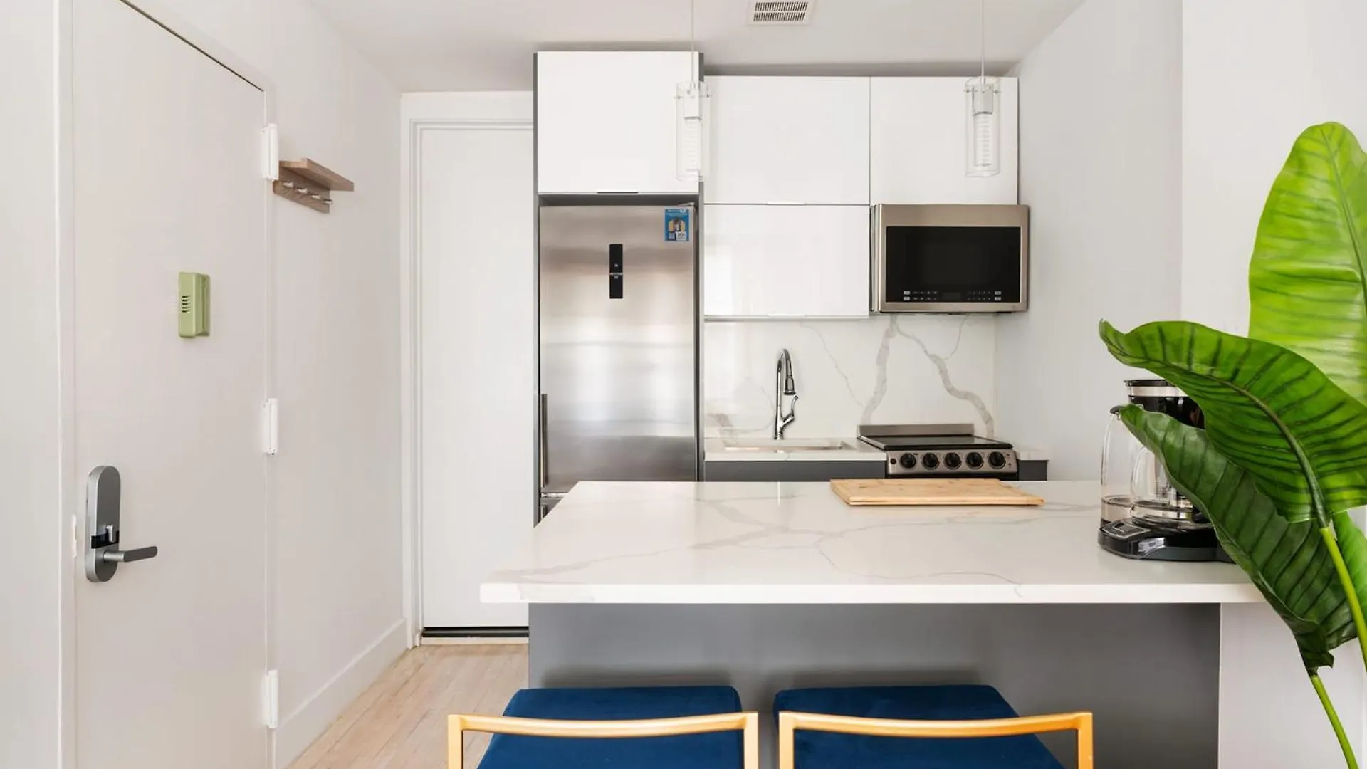 דירה ניו יורק 1597-7 Luxury Upper East Studio W&D In Unit